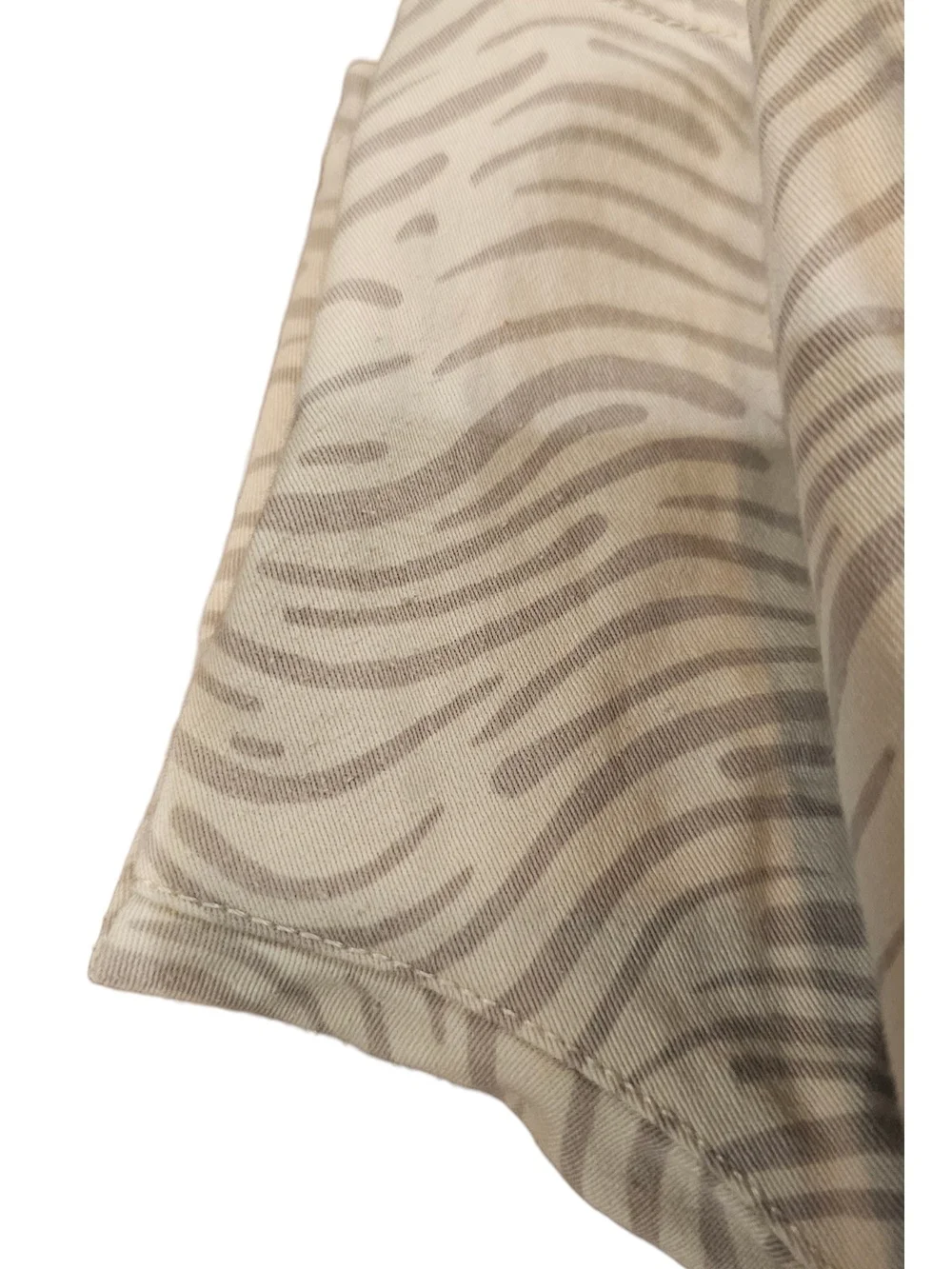RSQ Pull On Shorts XL Cream Wave Print Drawstring Casual